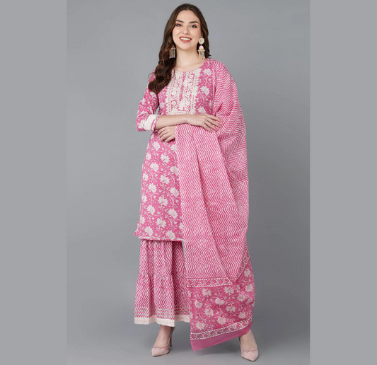 5-Tips-To-Look-Fashionable-In-Kurta-Sets