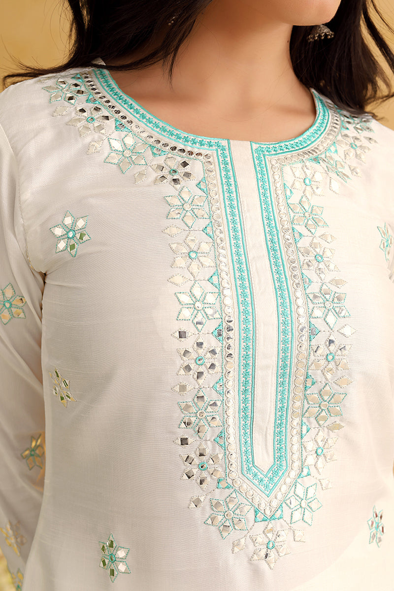 White Silk Blend Solid Embroidered Straight Trouser Suit Set PKSKD2478