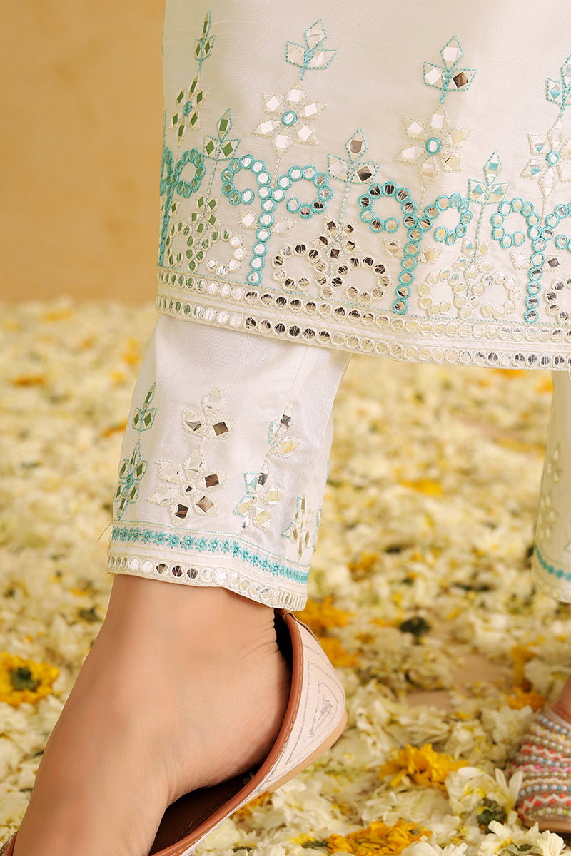 White Silk Blend Solid Embroidered Straight Trouser Suit Set PKSKD2478