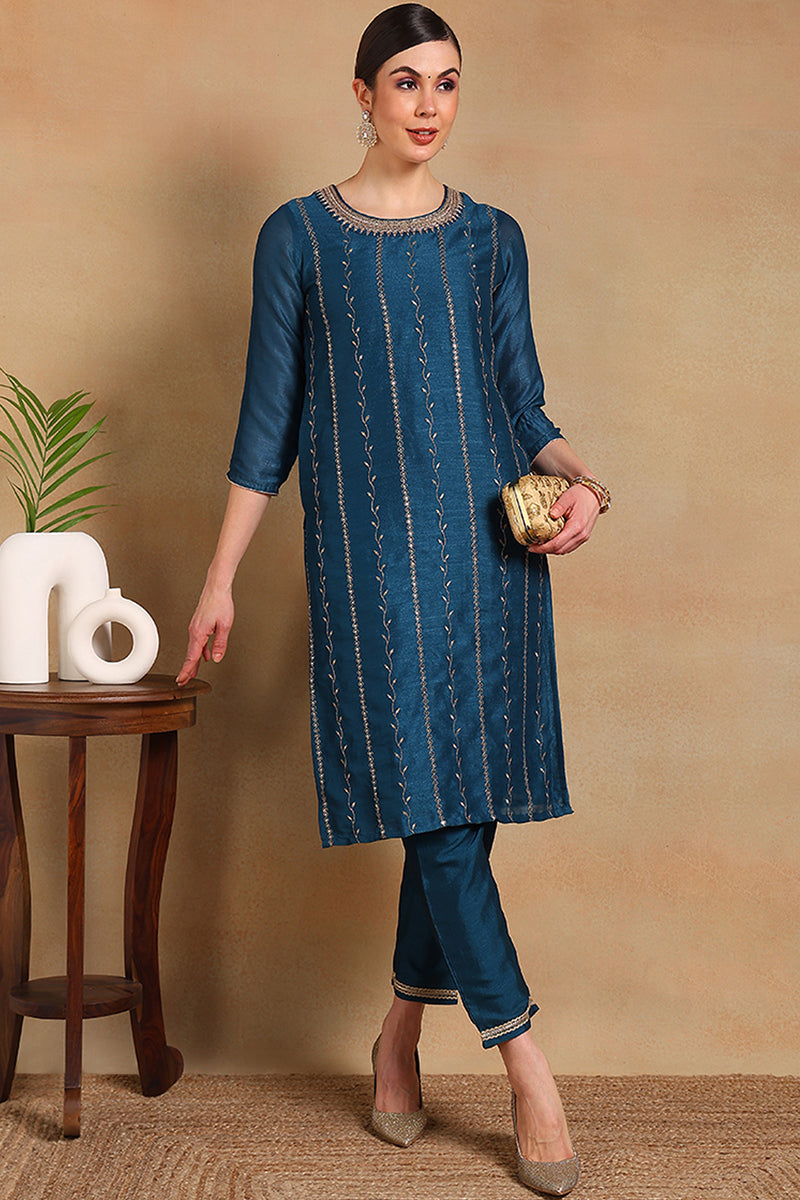 Navy Blue Silk Blend Solid Embroidered Straight Kurta VCK9171A