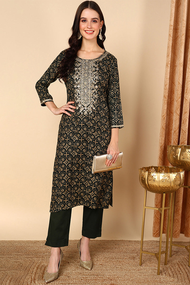 Green Viscose Rayon Ethnic Motifs Printed Straight Kurta VCK9476