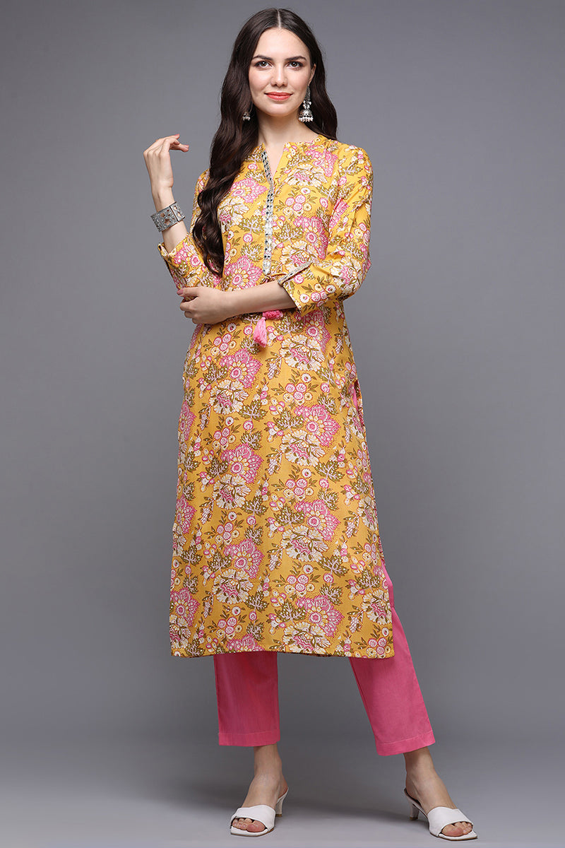 Yellow Cotton Blend Floral Straight Kurta VCK9491