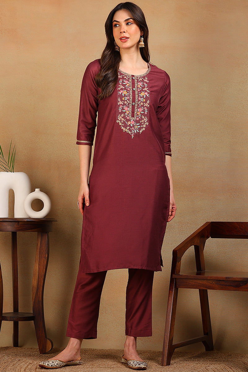 Maroon Silk Blend Solid Embroidered Straight Kurta VCK9580