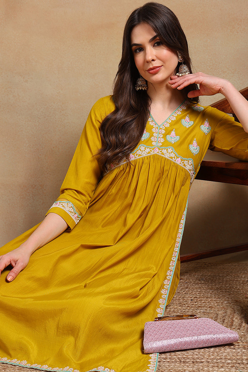 Yellow Silk Blend Solid Embroidered Flared Kurta Set VKSET1484