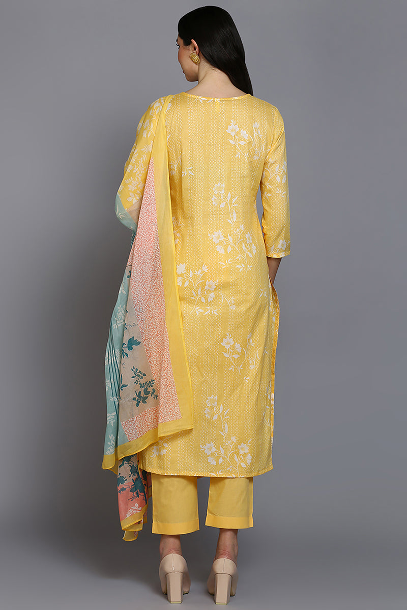 Yellow Cotton Blend Ethnic Motifs Printed Straight Suit Set VKSKD1880