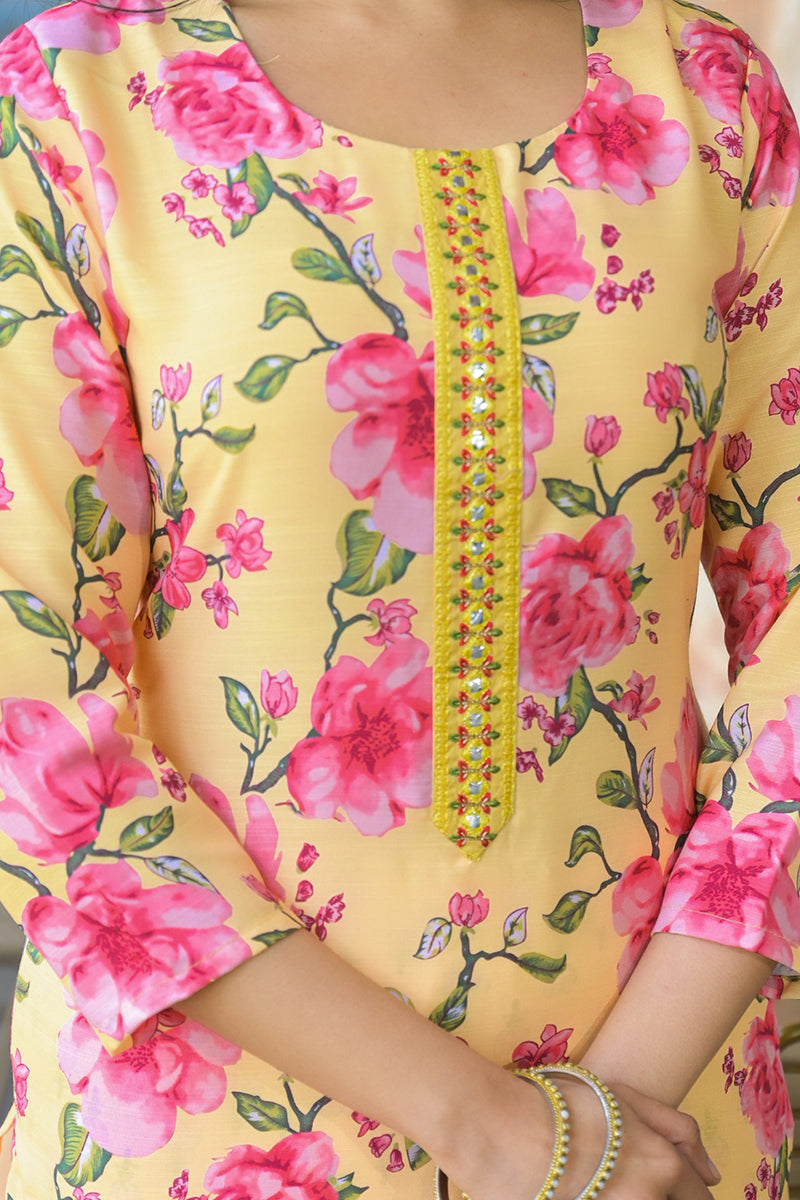 Yellow Rayon Blend Floral Printed Straight Kurta Trousers With Dupatta VKSKD2324