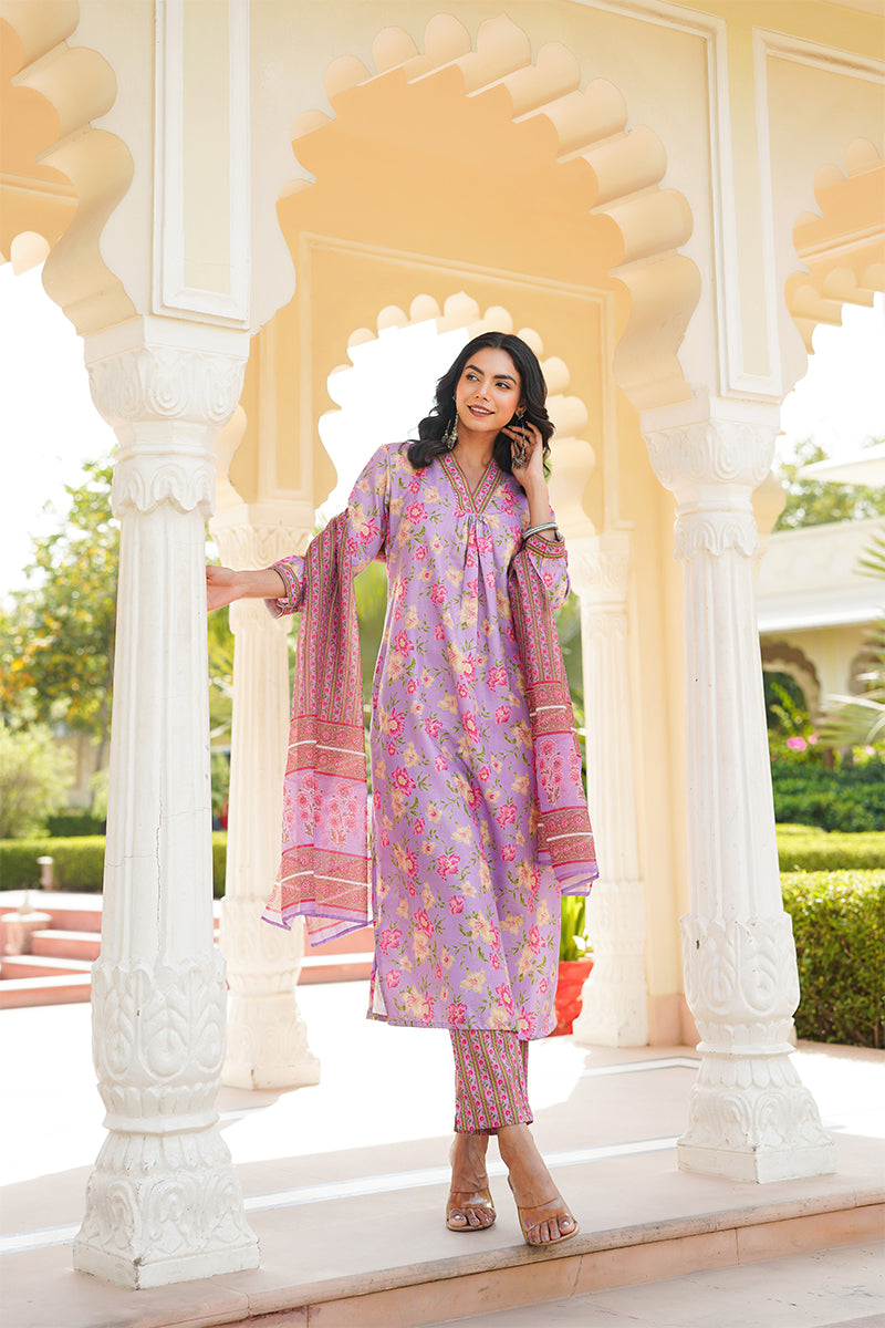 Purple Rayon Blend Floral Printed Straight Kurta Trousers With Dupatta VKSKD2337