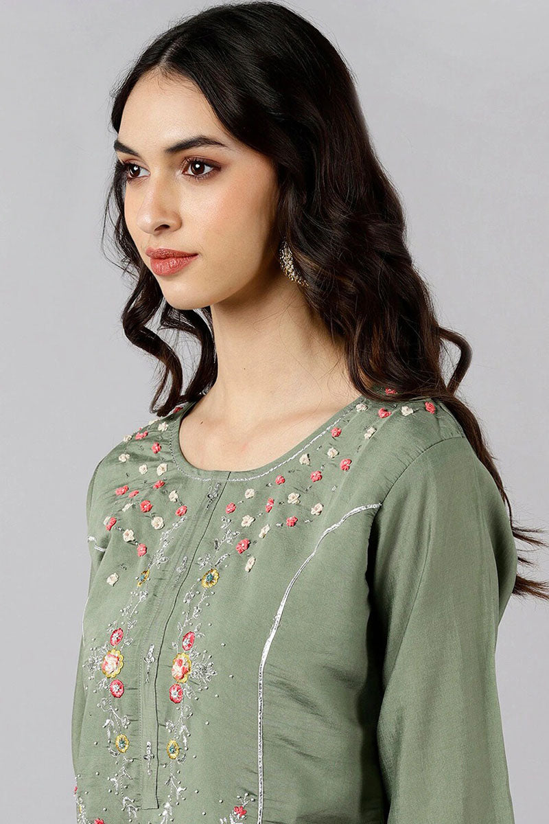 AHIKA Women Olive Solid Embroidered Kurta Trousers With Dupatta