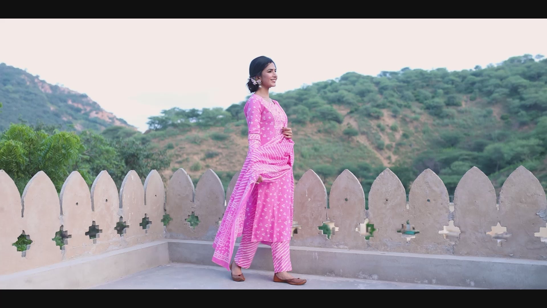 Pink White Bandhani Print Kurta with Trousers Dupatta – Ahika