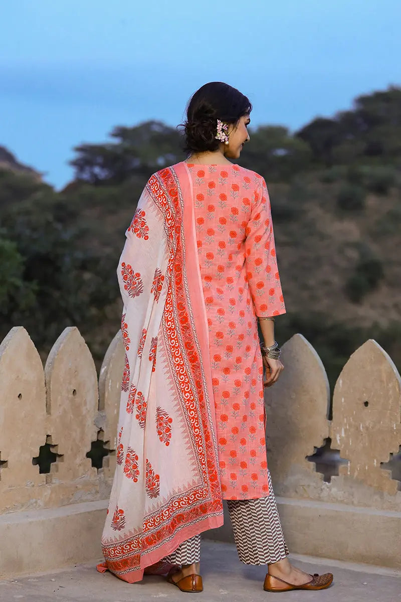 Ahika Women Pink And White Color Cotton Fabric Printed Fancy Kurta