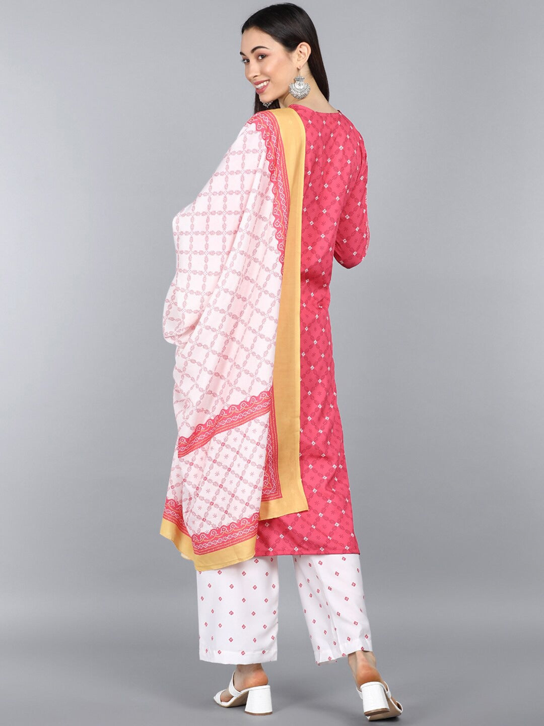 Pink Polyester Ethnic Motifs Straight Suit Set PKSKD1037