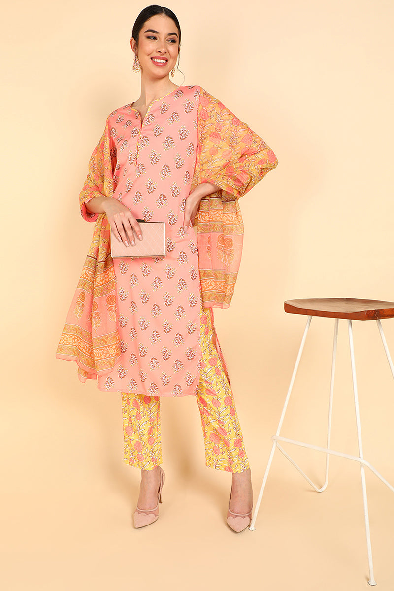AHIKA Women Peach Printed Kurti Trousers With Dupatta
