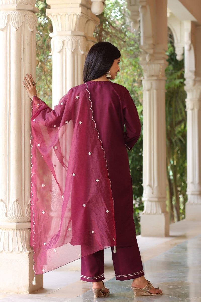 AHIKA Women Purple Embroidered Kurta with Trousers & With Dupatta