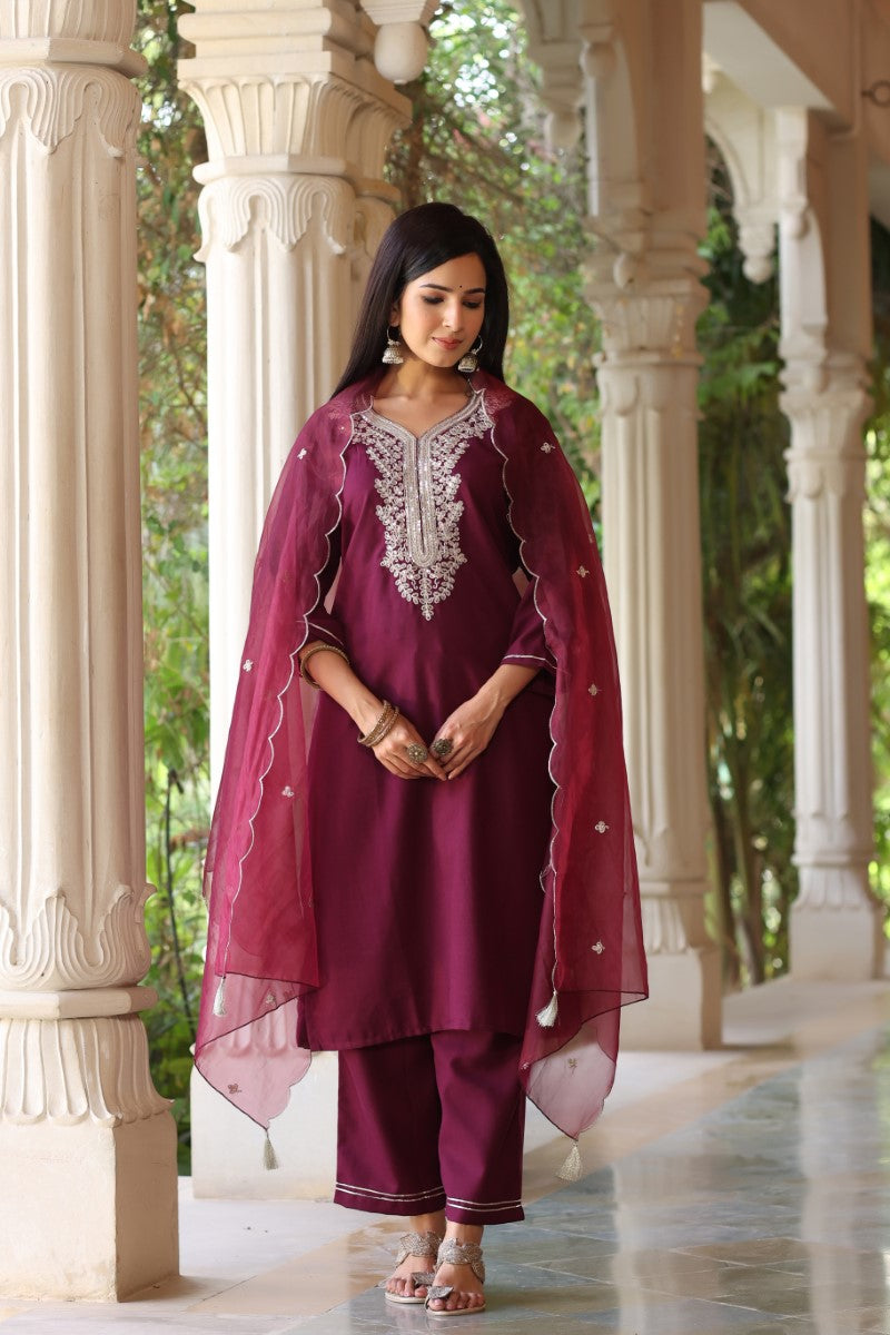 AHIKA Women Purple Embroidered Kurta with Trousers & With Dupatta
