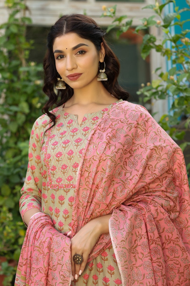 Green Cotton Floral Printed Straight Kurta Pant Dupatta Set VKSKD1151