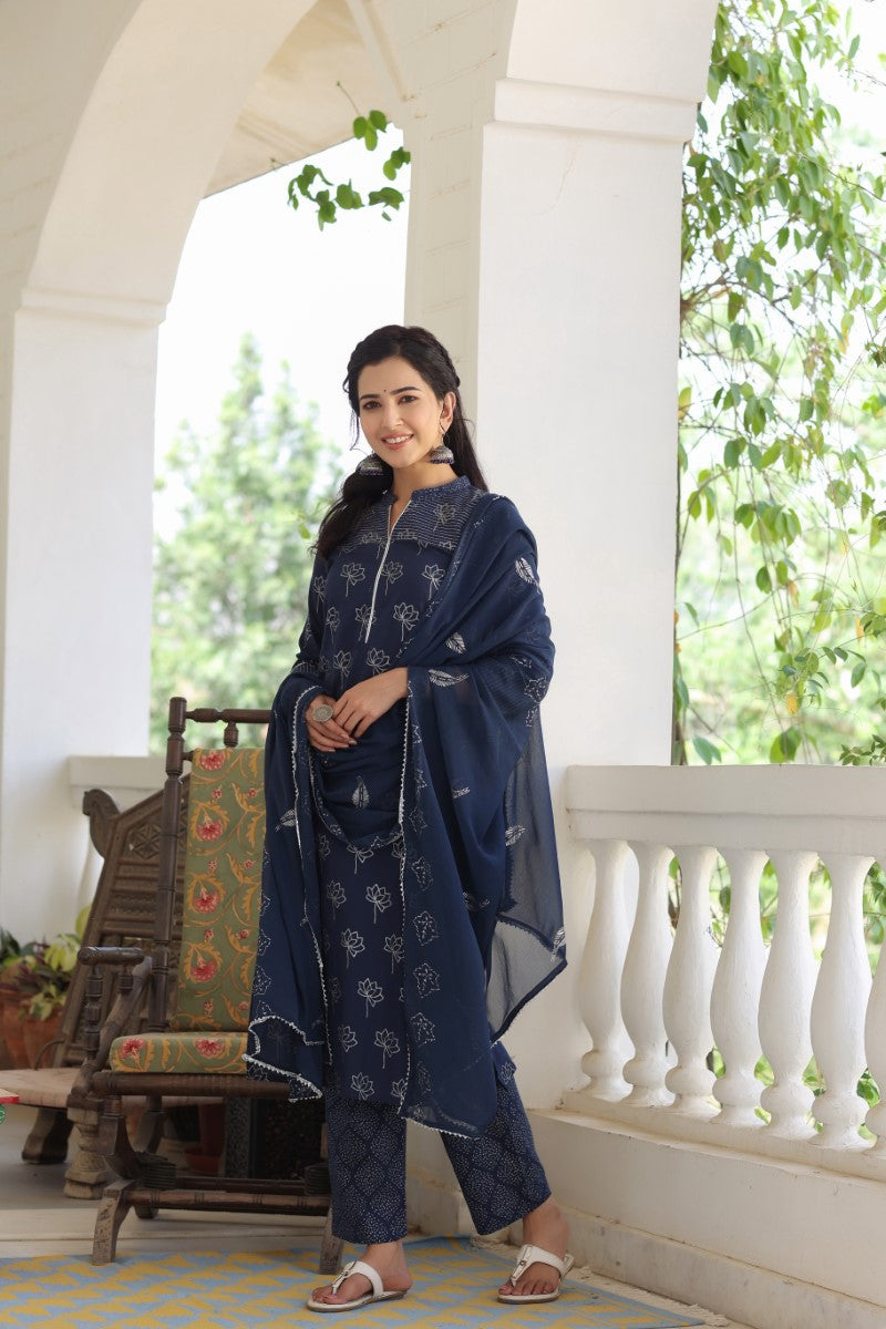 AHIKA Women Navy Blue Floral Printed Regular Pure Cotton Kurta with Palazzos With Dupatta