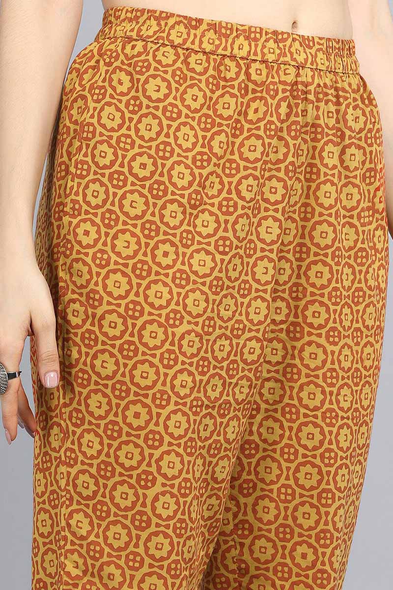 Green Yellow Floral Printed Pure Cotton Kurta with Trousers Dupatta Set VKSKD1254