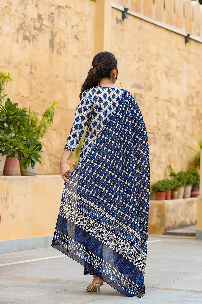 Off White Ethnic Motifs Printed Suit Set VKSKD1099