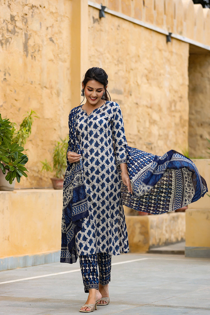 Off White Ethnic Motifs Printed Suit Set VKSKD1099