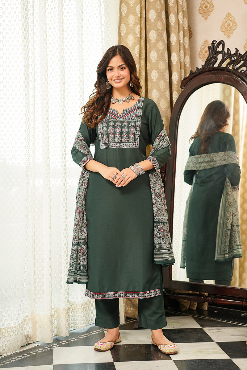 Green Cotton Blend Ajrakh Printed Straight Kurta Trousers With Dupatta PKSKD3066