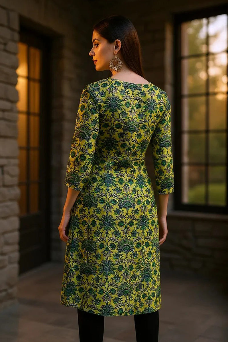 Women Cotton Printed Simple Function Wear Green Kurti VCK1528