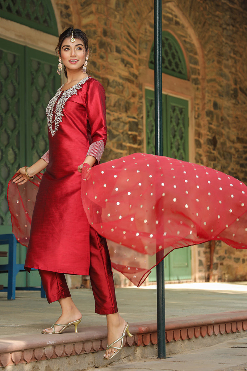 Maroon Poly Silk Solid Yoke Design Kurta Trousers With Dupatta PKSKD1587