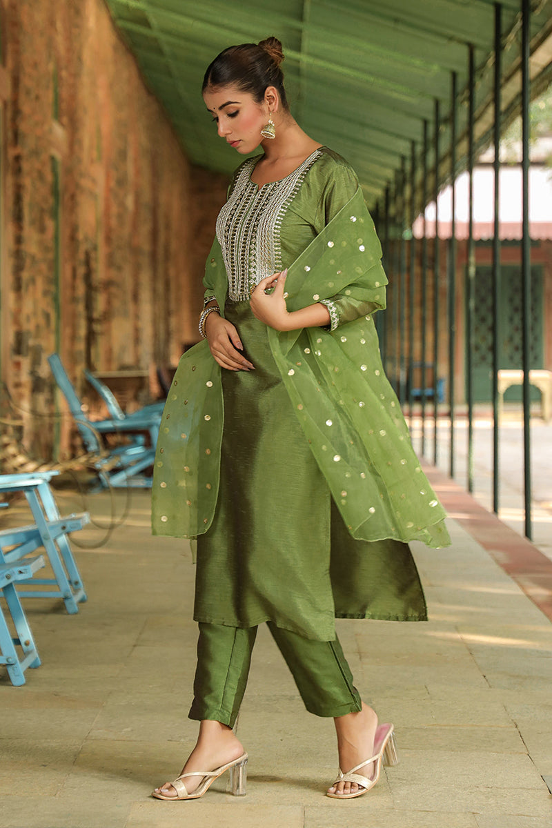 Green Poly Silk Solid Yoke Design Suit Set PKSKD1591