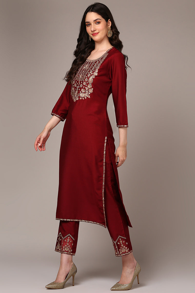 Maroon Silk Blend Yoke Design Straight Suit Set PKSKD1990