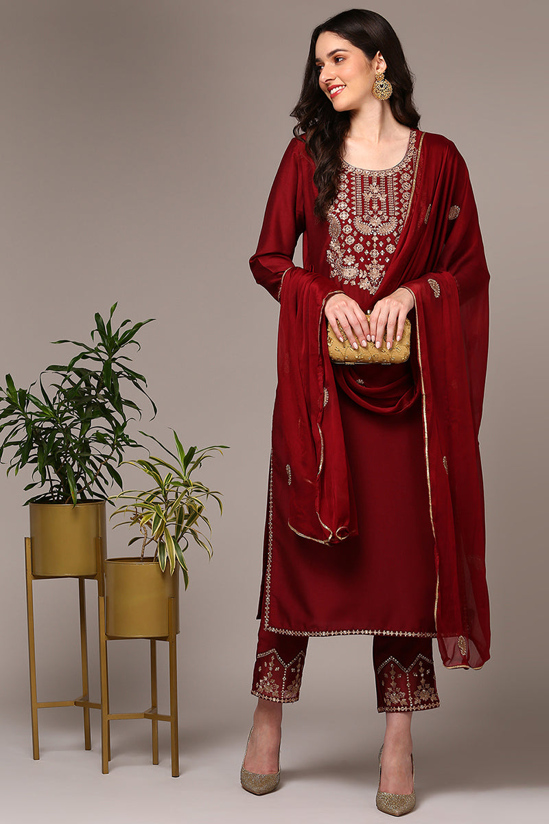 Maroon Silk Blend Yoke Design Straight Suit Set PKSKD1990