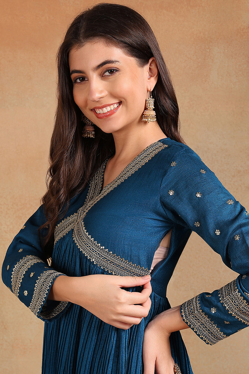 Plus Size Blue Silk Blend Solid Embroidered Flared Style Suit Set PKSKD2095