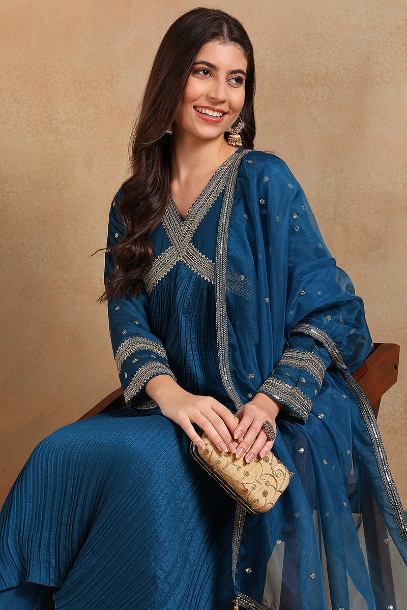 Plus Size Blue Silk Blend Solid Embroidered Flared Style Suit Set PKSKD2095