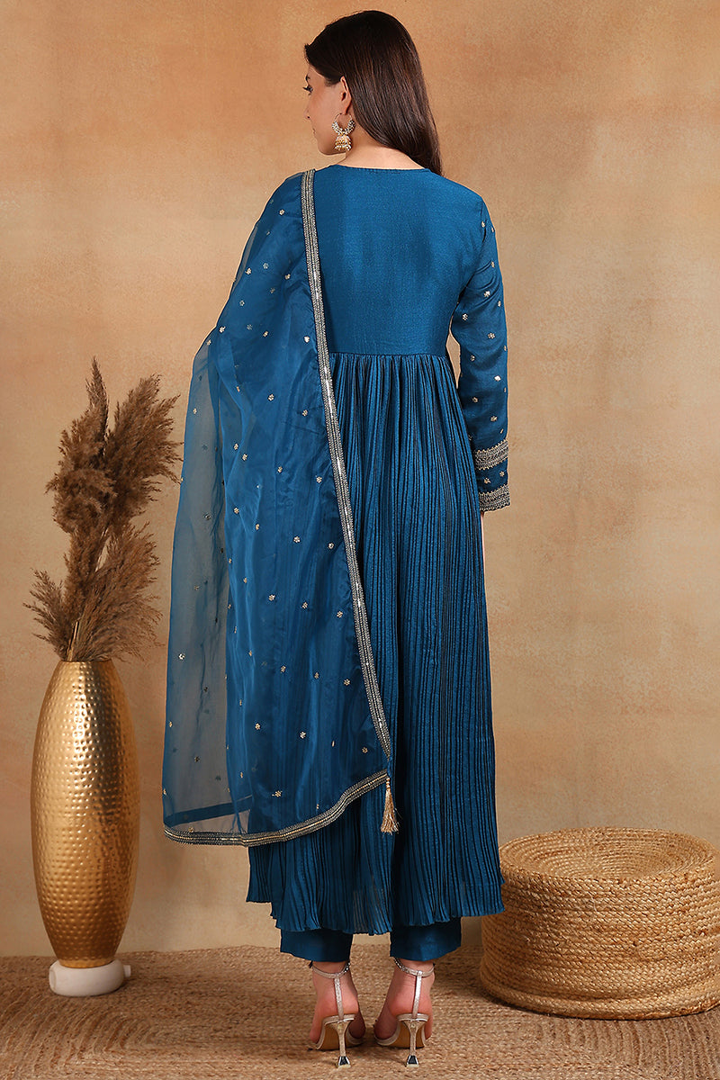 Plus Size Blue Silk Blend Solid Embroidered Flared Style Suit Set PKSKD2095