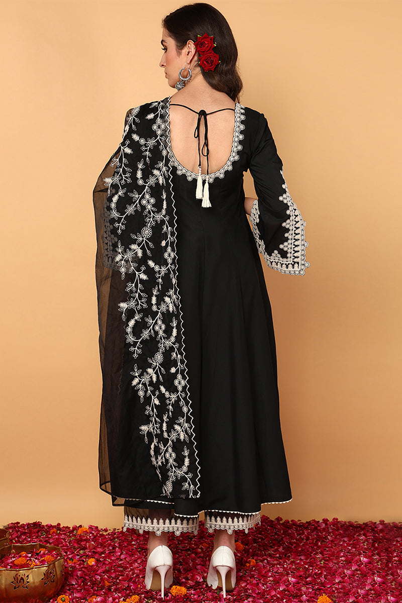 Plus Size Black Silk Blend Solid Embroidered Flared Suit Set PKSKD2119