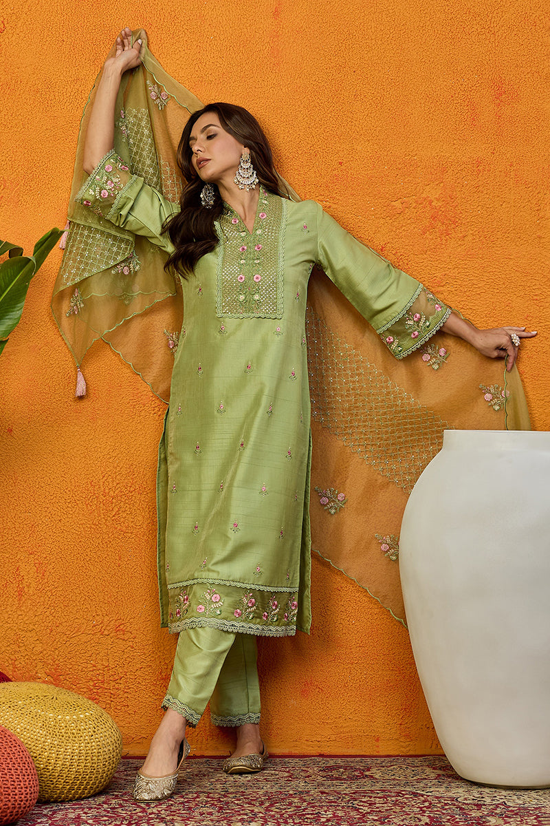 Green Silk Blend Solid Embroidered Straight Suit Set PKSKD2428