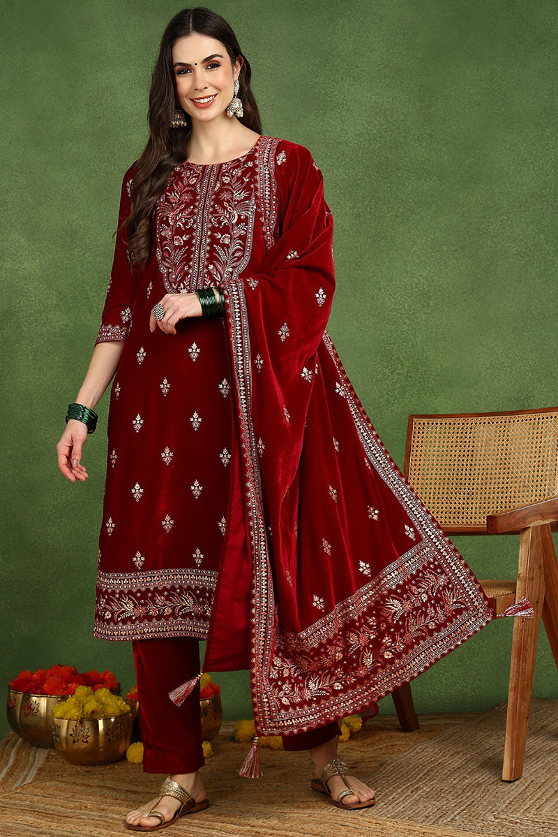 Red Velvet Ethnic Motifs Printed Straight Suit Set PKSKD2767