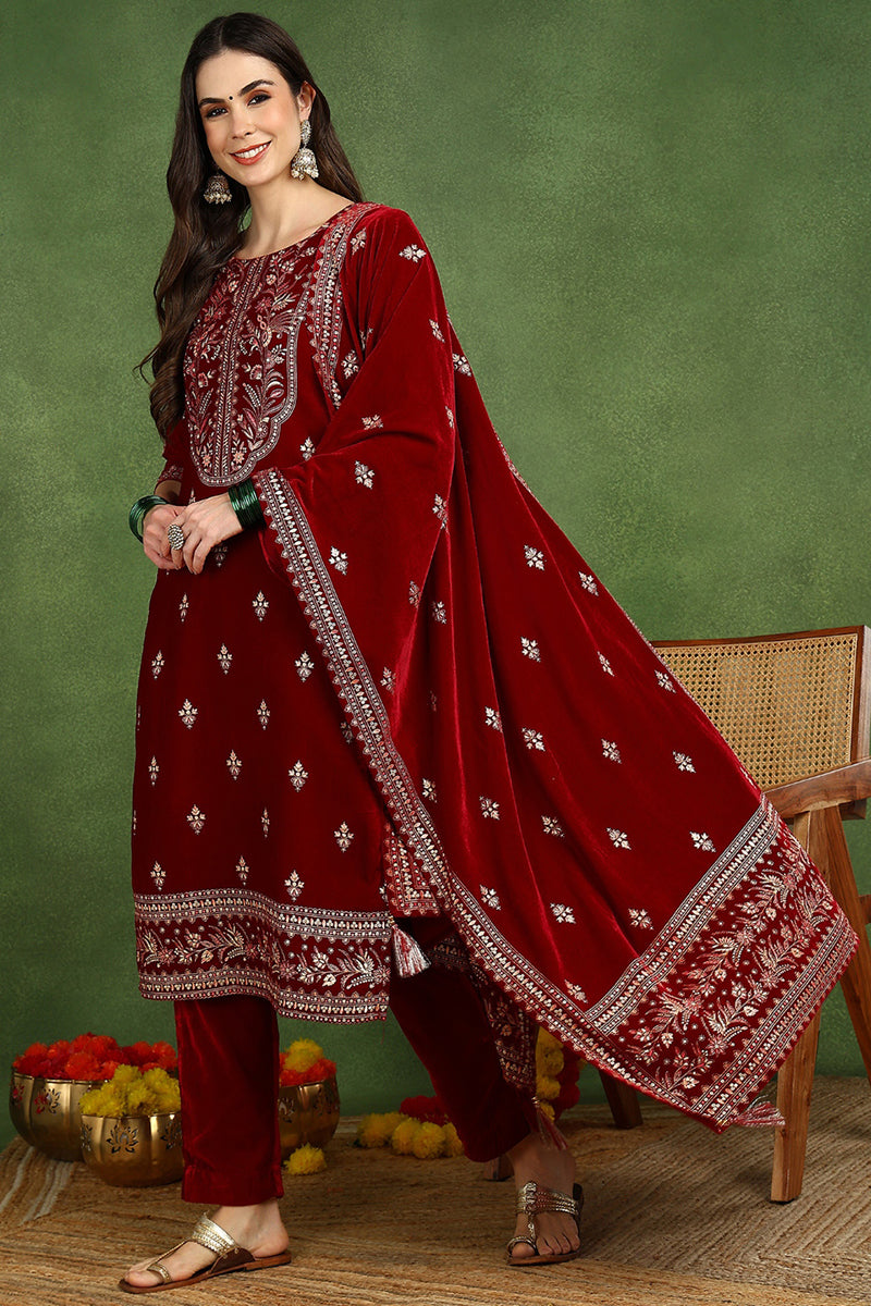 Red Velvet Ethnic Motifs Printed Straight Suit Set PKSKD2767