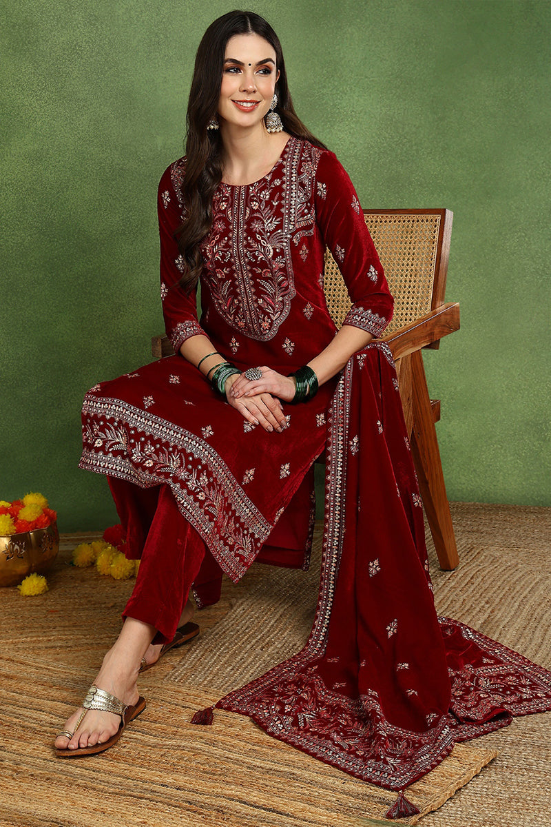 Red Velvet Ethnic Motifs Printed Straight Suit Set PKSKD2767