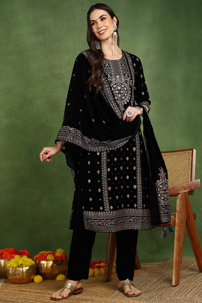 Black Velvet Ethnic Motifs Printed Straight Suit Set PKSKD2768