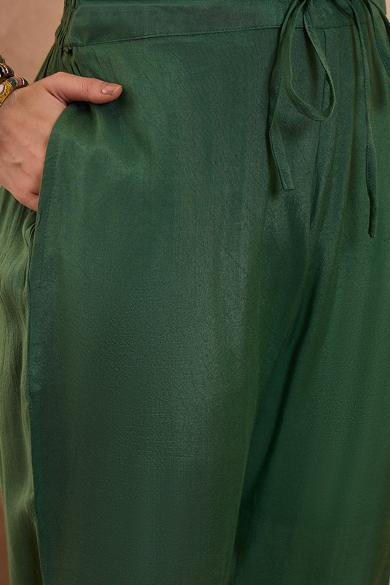 Green Viscose Rayon Solid Embroidered Straight Kurta Trousers With Dupatta PKSKD2801
