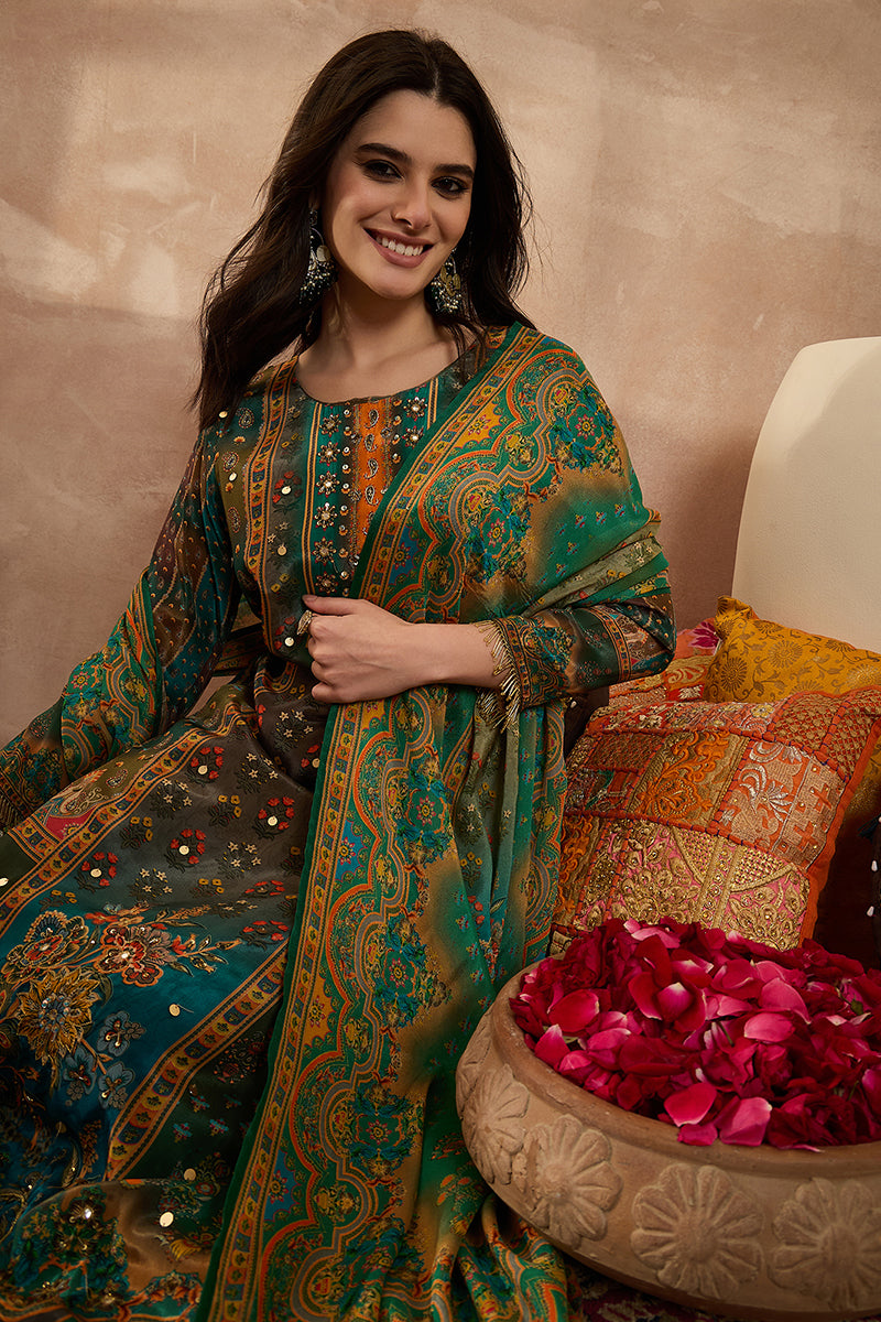 Green Viscose Rayon Solid Embroidered Straight Kurta Trousers With Dupatta PKSKD2801