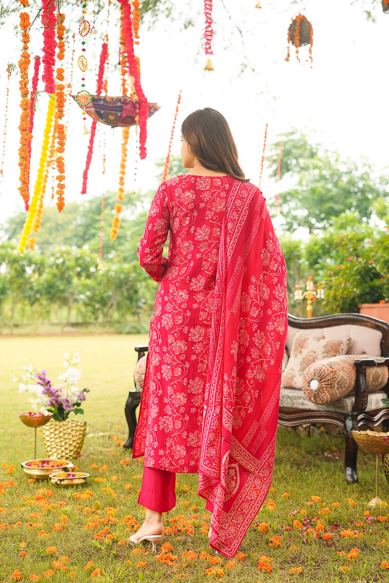 Red Viscose Rayon Floral Embroidered Straight Kurta Trousers With Dupatta PKSKD3056