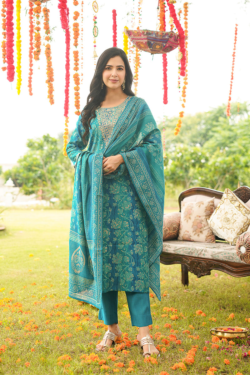 Blue Viscose Rayon Solid Embroidered Straight Kurta Trousers With Dupatta PKSKD3057
