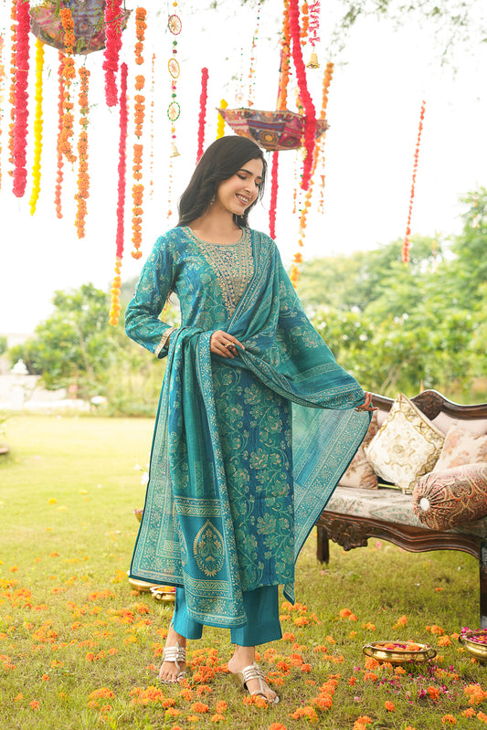 Blue Viscose Rayon Solid Embroidered Straight Kurta Trousers With Dupatta PKSKD3057