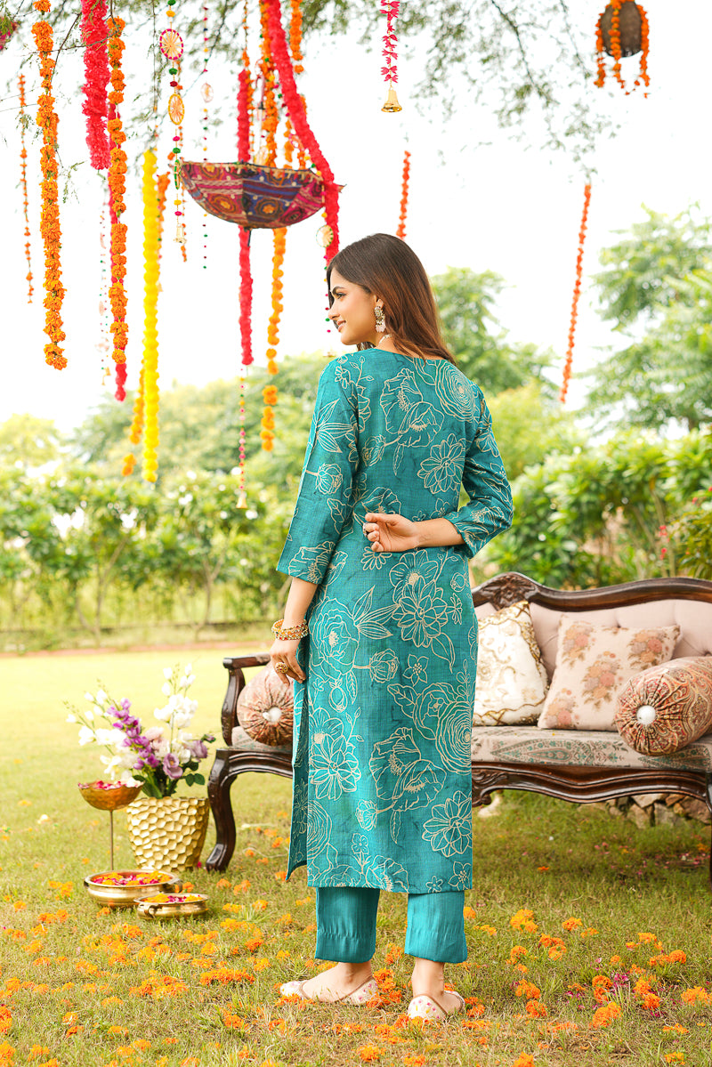 Blue Viscose Rayon Floral Embroidered Straight Kurta Trousers With Dupatta PKSKD3077