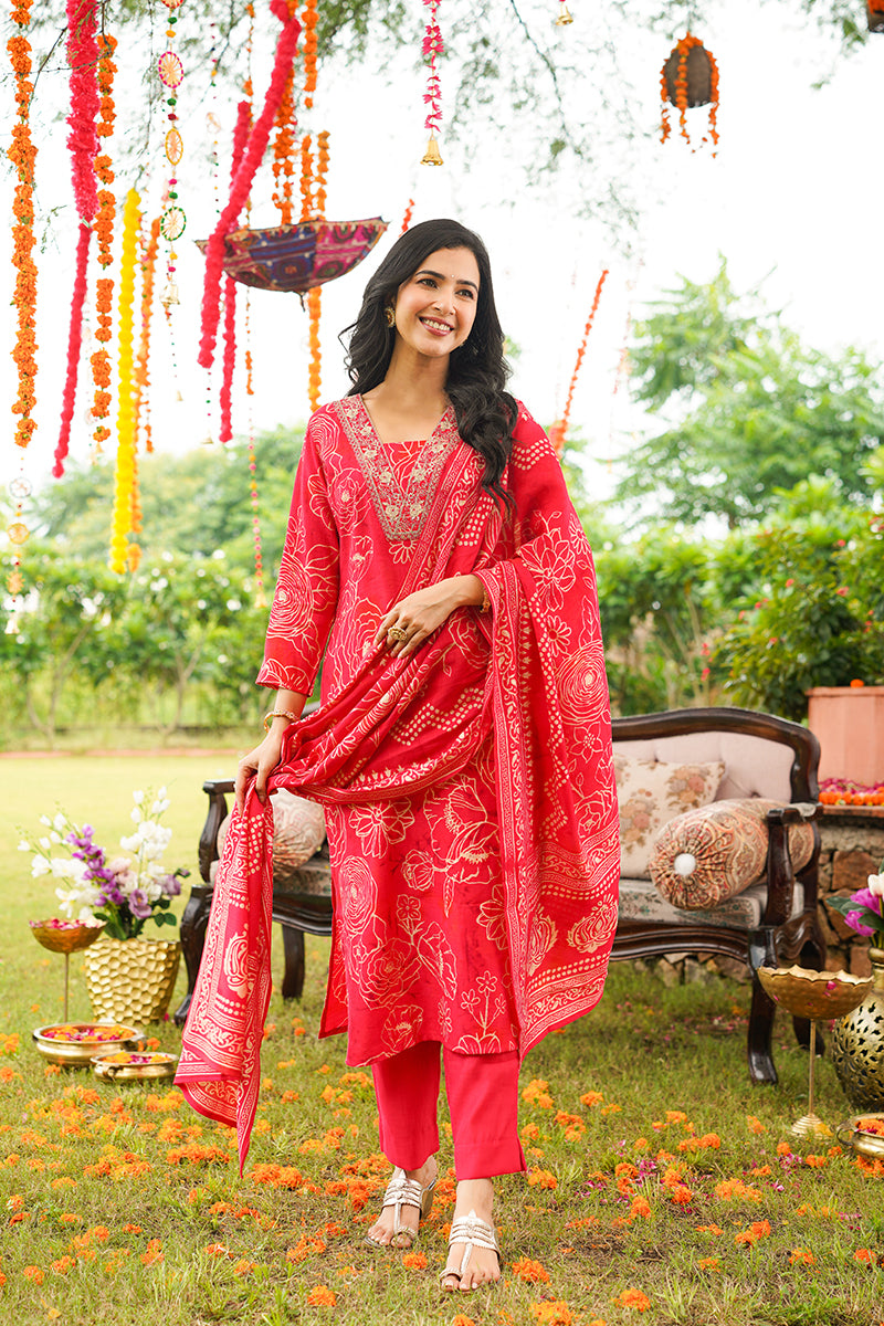 Red Viscose Rayon Floral Embroidered Straight Kurta Trousers With Dupatta PKSKD3078