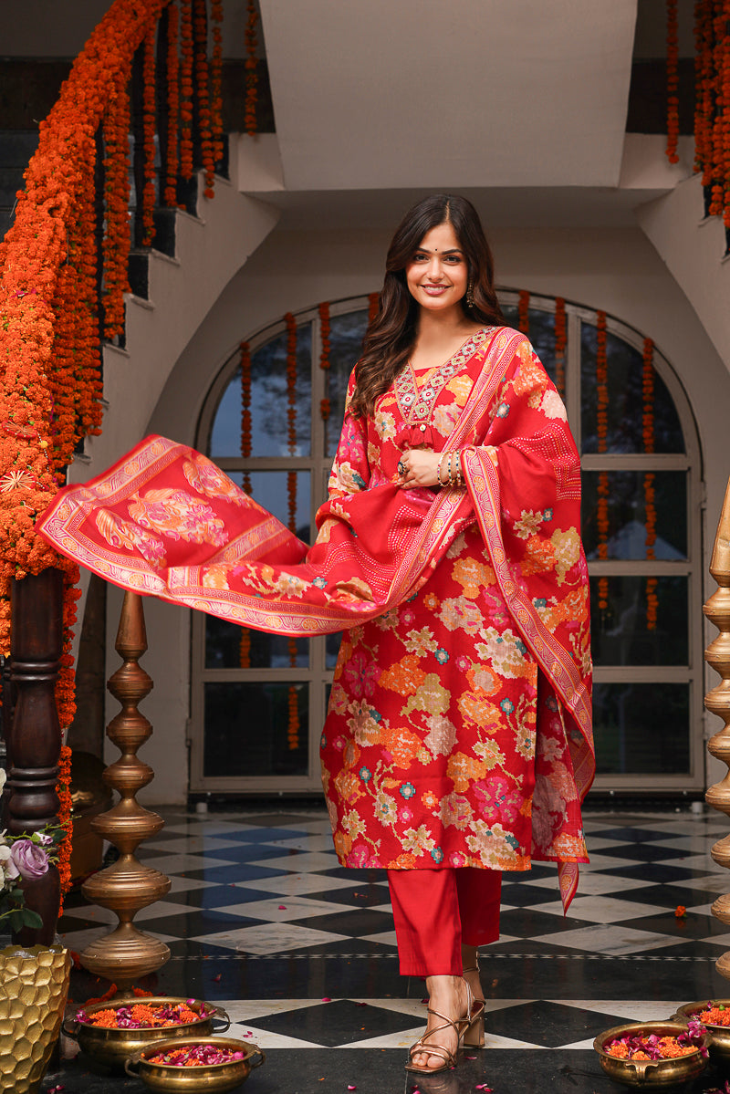 Red Viscose Rayon Floral Printed Straight Kurta Trousers With Dupatta PKSKD3079