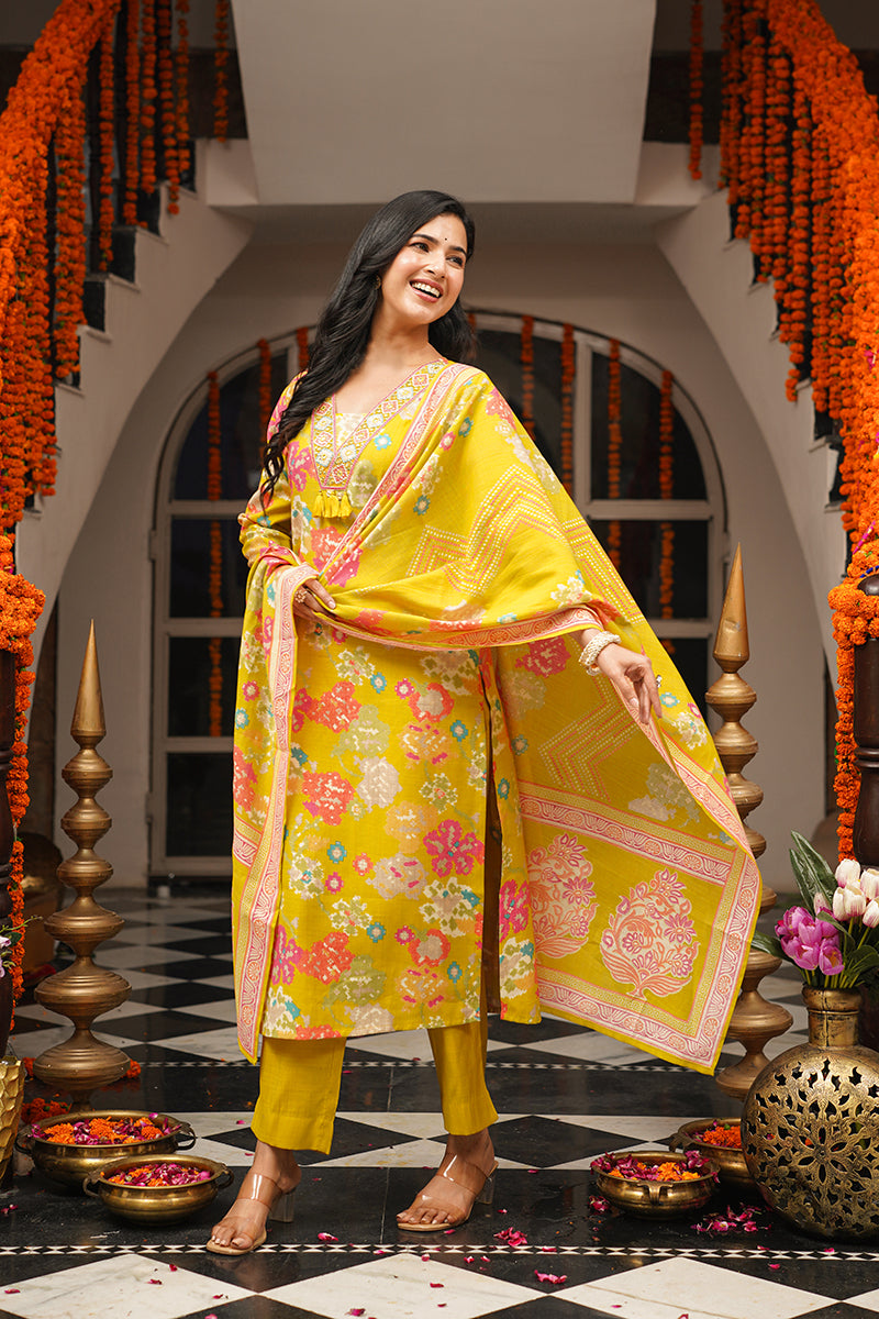 Yellow Viscose Rayon Geometric Embroidered Straight Kurta Trousers With Dupatta PKSKD3080