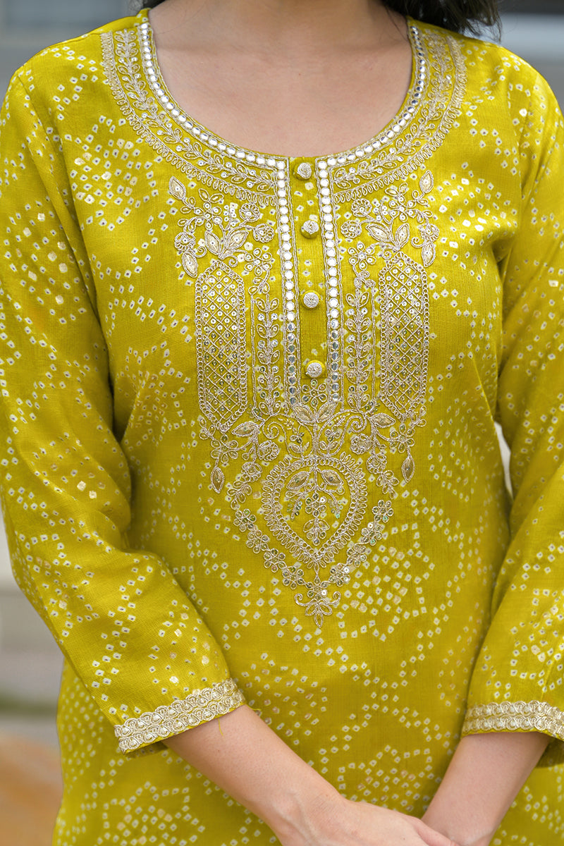 Yellow Silk Blend Bandhani Embroidered Straight Kurta Trousers With Dupatta PKSKD3106