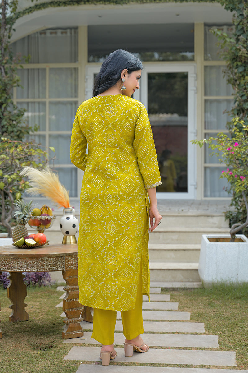 Yellow Silk Blend Bandhani Embroidered Straight Kurta Trousers With Dupatta PKSKD3106