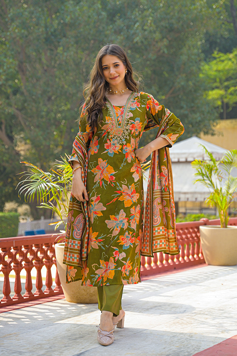 Green Viscose Floral Printed Straight Kurta Trousers With Dupatta PKSKD3154